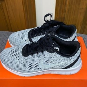 Nike Free RN youth size 4.5
